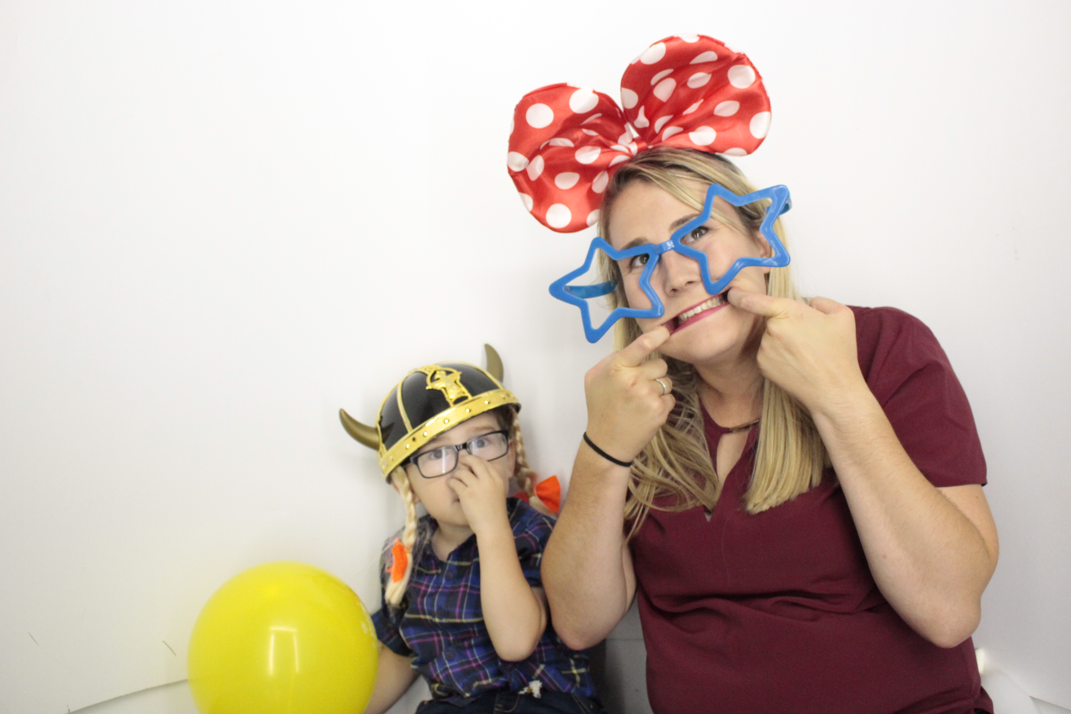 Kerry's 30th Birthday | View more photos from the event at gallery.myphotoboothexperience.co.uk/u/MyPhotoBoothExperienceLtd/Kerrys-30th-Birthday